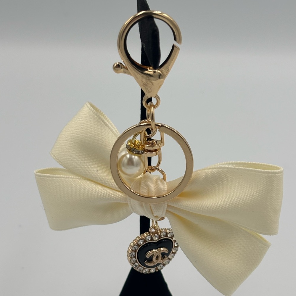 CC cream key chain with Pearl and bow